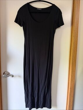 Popular Basics Black Scoop-Neck Maxi Dress